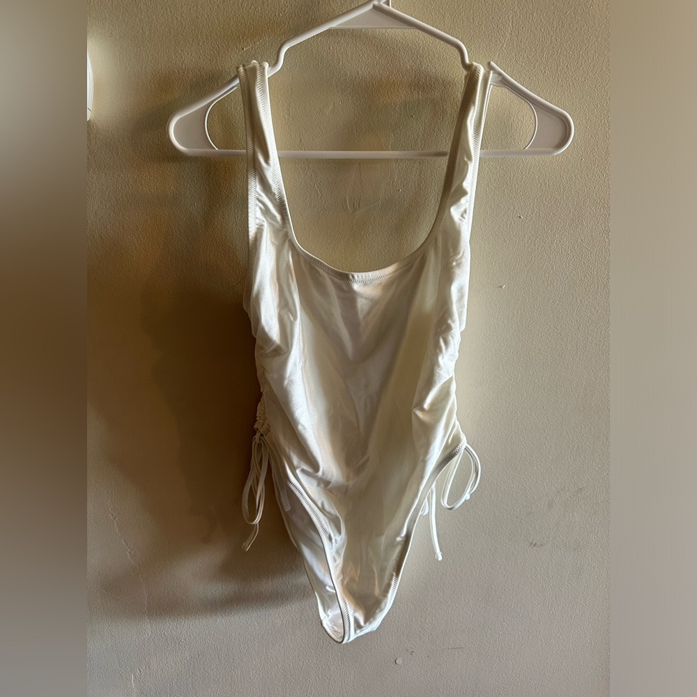 Bathing suit